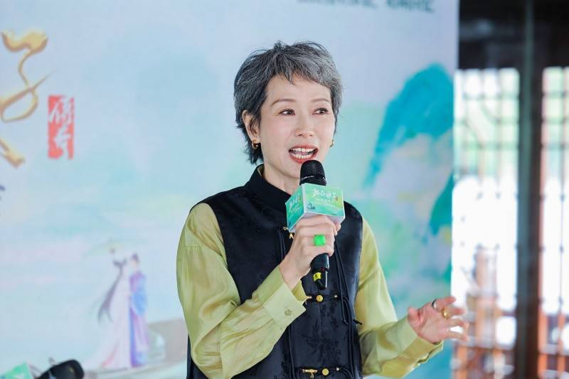 稳健布局演出市场<strong></p>
<p>传奇</strong>，遥望科技将举办“新白娘子传奇30年演唱会”