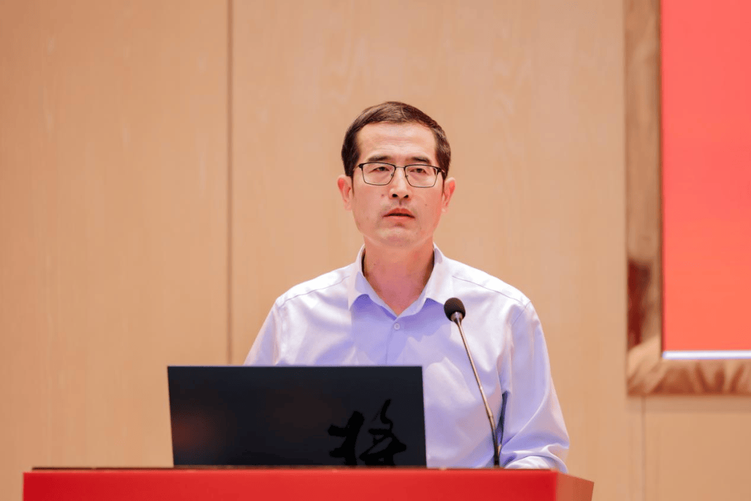 中国人民大学首届深圳金融论坛之“科技金融与新质生产力”平行论坛成功举办<strong></p>
<p>深圳金融</strong>，科技金融联合创新实验室揭牌