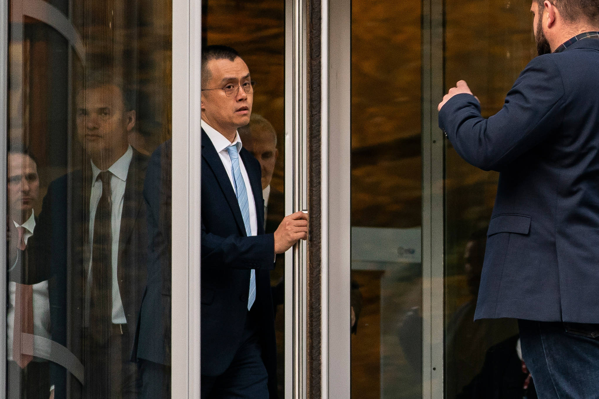 突发！赵长鹏被判4个月监禁<strong></p>
<p>安币与</strong>，本人：“我很抱歉”！币安发声