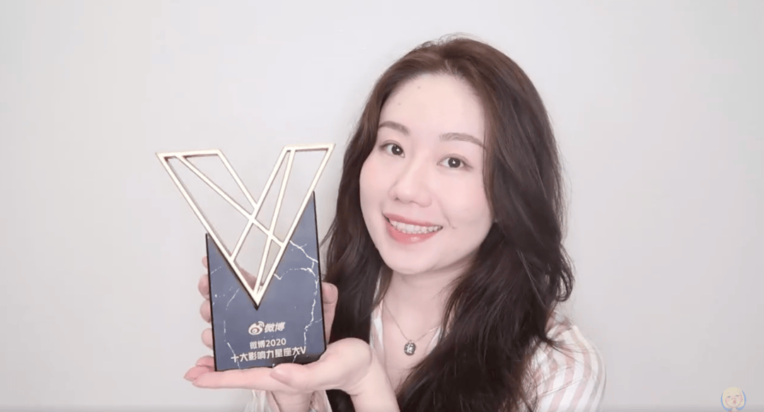 小巫星币学院:塔罗课程招生啦<strong></p>
<p>星瀚币</strong>!