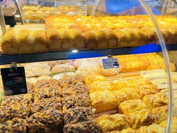 武汉网红面包店登陆上海!超多人排队买买买<strong></p>
<p>币买网</strong>,还有免费吃活动!