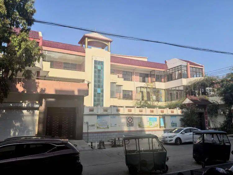 他被抓当晚有老百姓放鞭炮庆祝<strong></p>
<p>凯旋币</strong>，探访江苏第一位农民副县长“三蟒”豪宅
