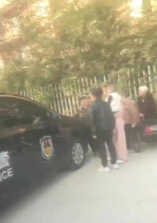 “女子去前夫家探望小孩被杀害?”警方通报:王某(男<strong></p>
<p>宏达币</strong>,36岁)已被抓获