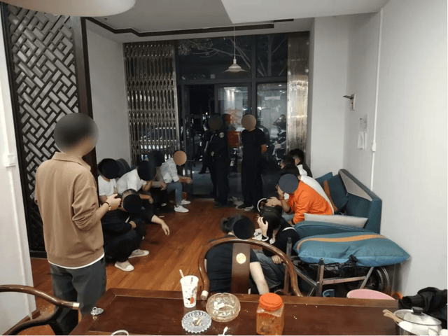 昆明警方披露：多人聚集<strong></p>
<p>普维币</strong>，竟然在干这件事，被“一锅端”！现场曝光……