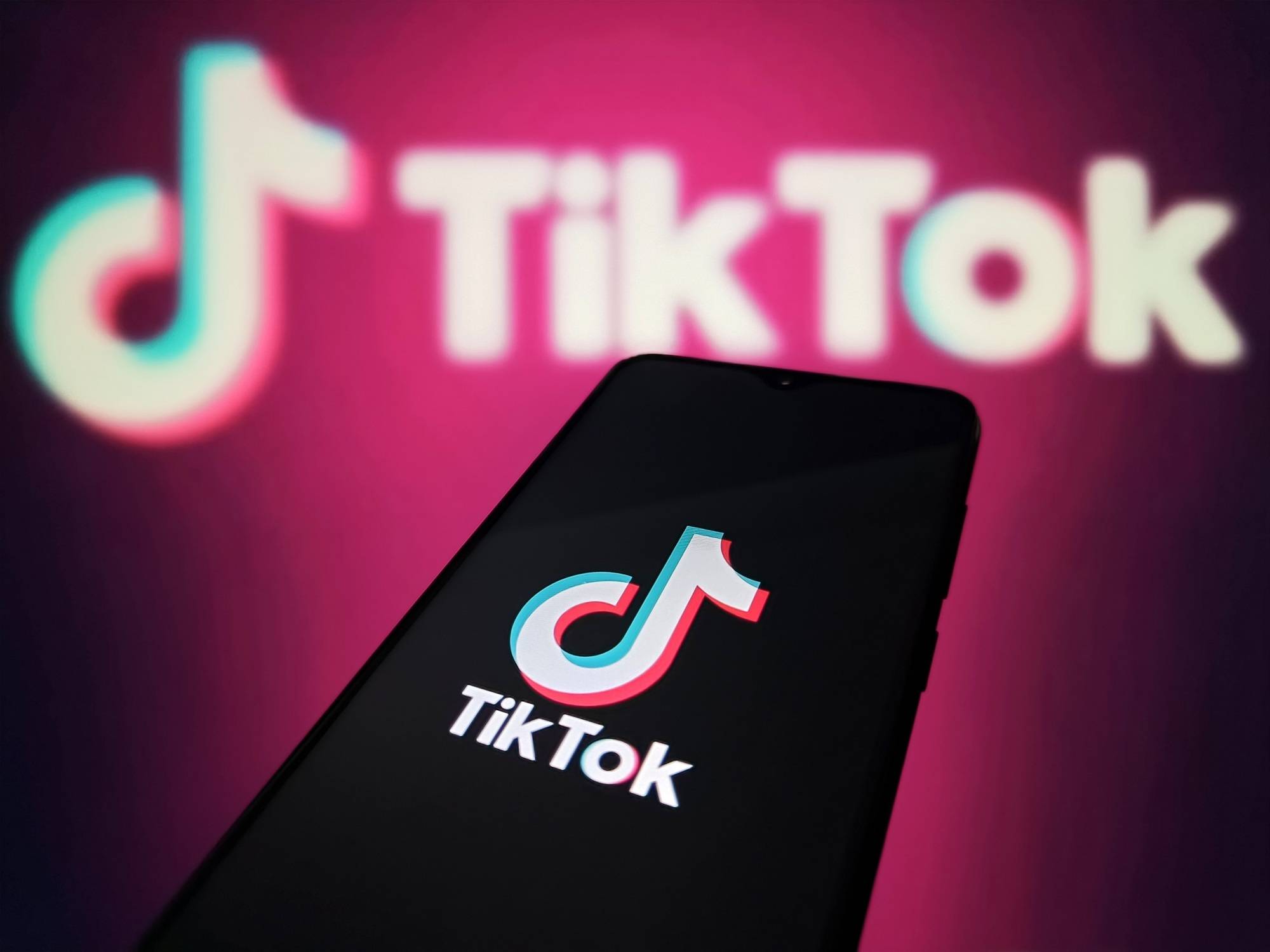 最新！TikTok恢复在美服务<strong></p>
<p>万倍币</strong>，公司发声