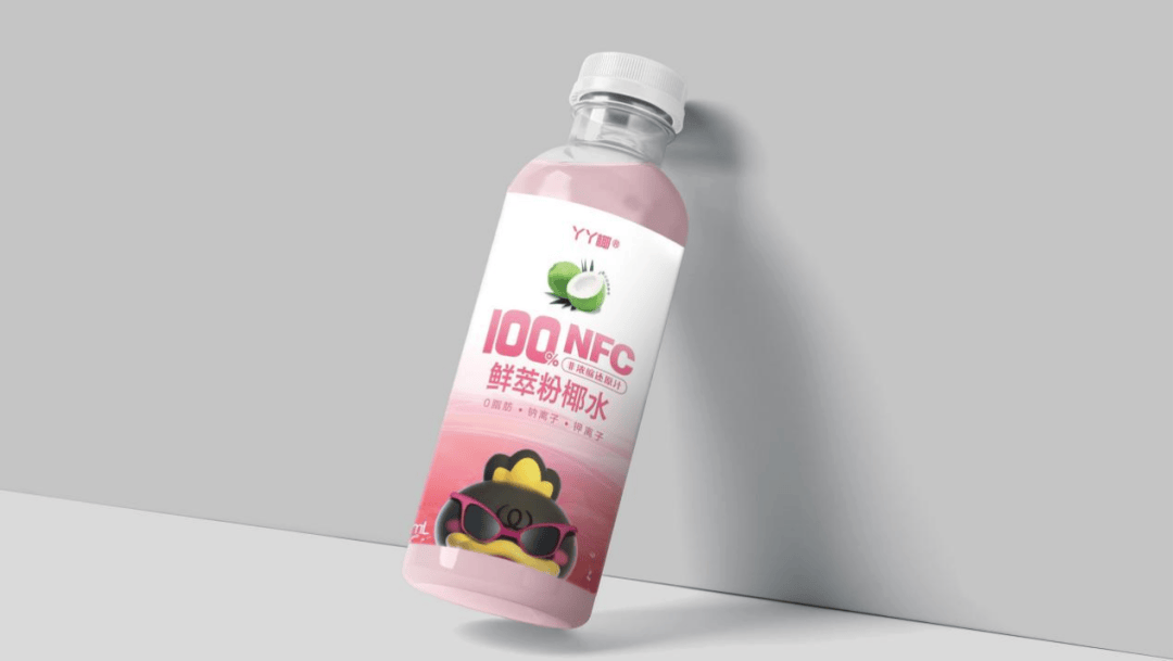 打着“配料表干净”旗号的椰子水<strong></p>
<p>币购商城</strong>，其实在偷偷往里猛加糖