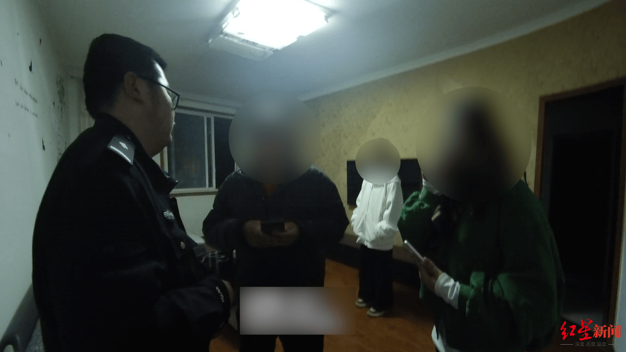 网友报警“她3天没上线了”<strong></p>
<p>海币</strong>,24岁独居女子被民警找到时正躺地上抽搐