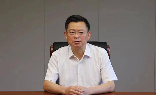 打虎!张建华主动投案<strong></p>
<p>币蛋网</strong>,已卸任3年多