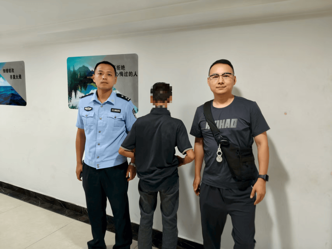35岁男子深夜穿女装偷菜380斤<strong></p>
<p>币久</strong>，非法获利780余元，警方：刑拘
