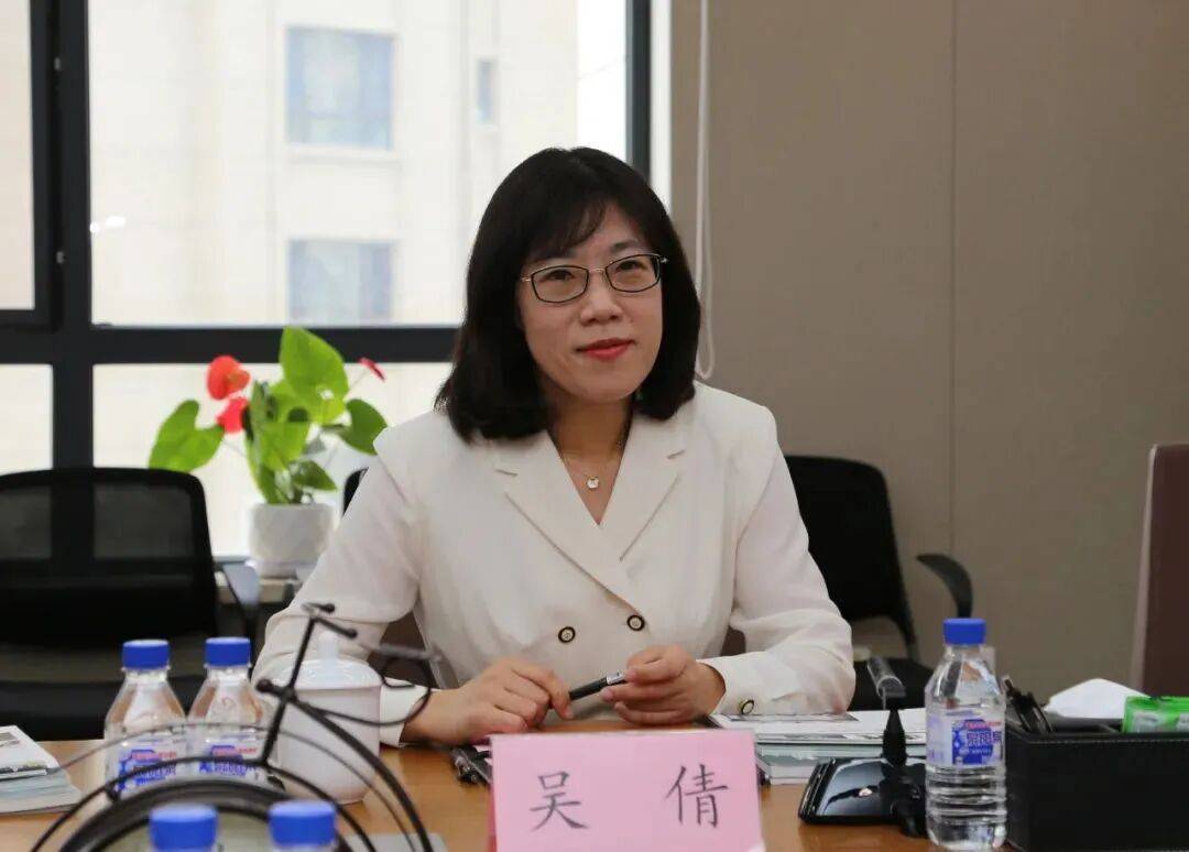 生于1983年<strong></p>
<p>币利网</strong>，吴倩升正厅