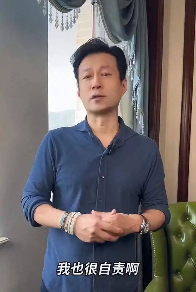 苏州一20岁店员不小心摔碎一盒玉镯损失百万<strong></p>
<p>黑币2001</strong>，老板未要赔偿安慰小伙别有压力