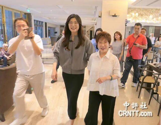 到底支持谁当党主席？当着郑丽文的面<strong></p>
<p>农币</strong>，洪秀柱说出了自己的答案