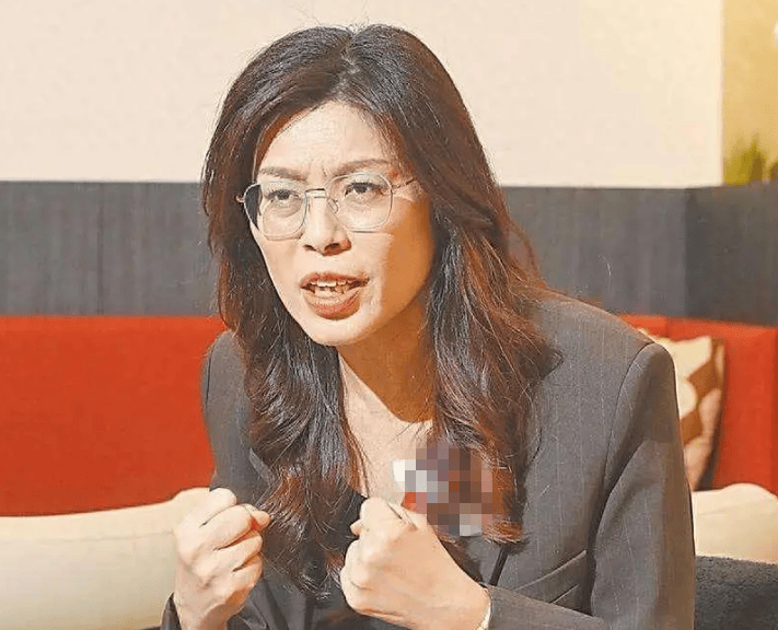 郑丽文：两岸定海神针就是“九二共识”<strong></p>
<p>利币</strong>，让台湾远离战火就是反“台独”