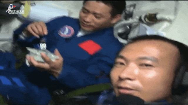 太空烧烤？？来看航天员们的“吃饭历程”<strong></p>
<p>千币</strong>！