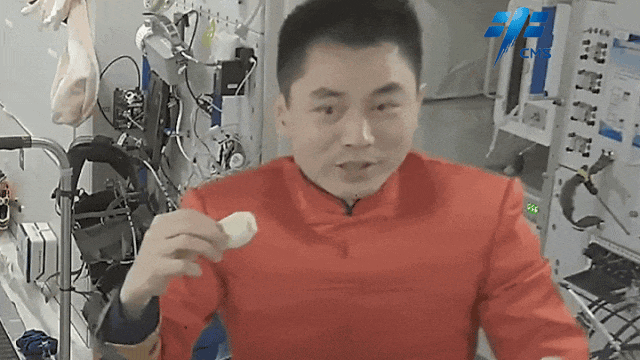 太空烧烤？？来看航天员们的“吃饭历程”<strong></p>
<p>千币</strong>！