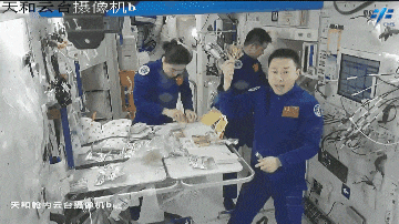 太空烧烤？？来看航天员们的“吃饭历程”<strong></p>
<p>千币</strong>！