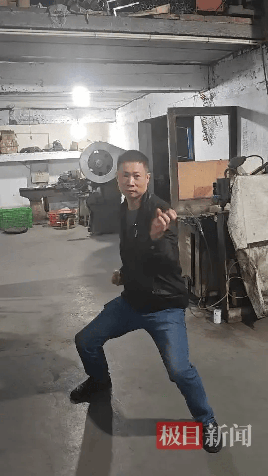 “传家锅”工厂账号粉丝已超260万<strong></p>
<p>汇币换算</strong>，对话锅厂负责人傅家兄弟：30年老锅依然能用，证明当年造锅选择是对的