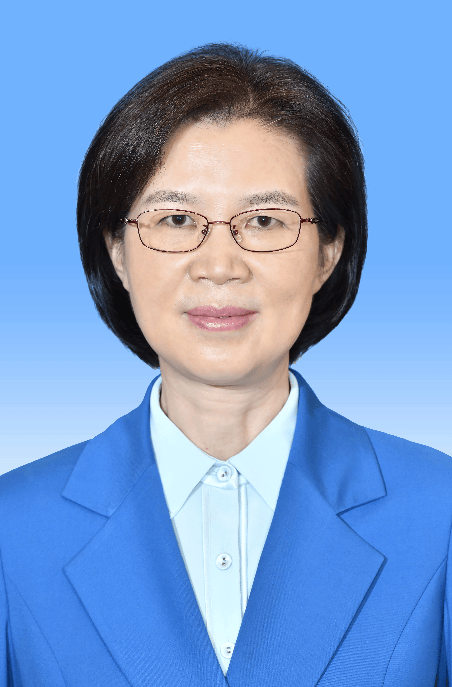 沈莹连任
