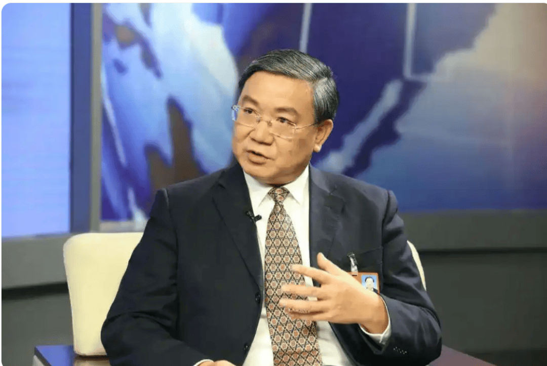 成都市市长王凤朝被查<strong></p>
<p>吉祥如意币</strong>，他曾任四川省内首家万亿级地方国企董事长，两次从企业高管转往政府任职