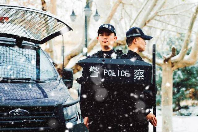 外交部发言人毛宁点赞山东德州交警<strong></p>
<p>37币</strong>！