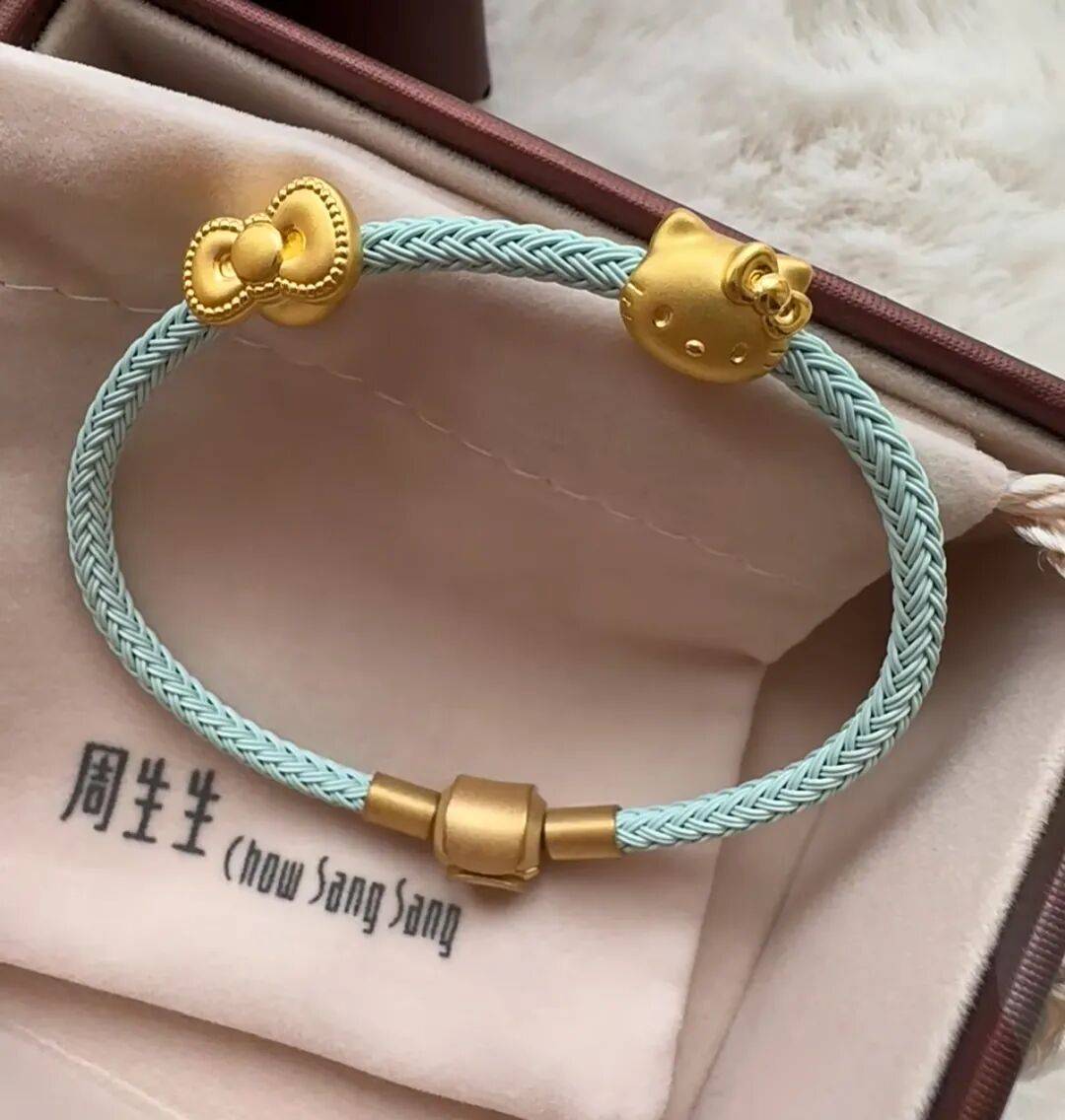 潮汕老板卖0.1克黄金<strong></p>
<p>37币</strong>，今年已进账62亿