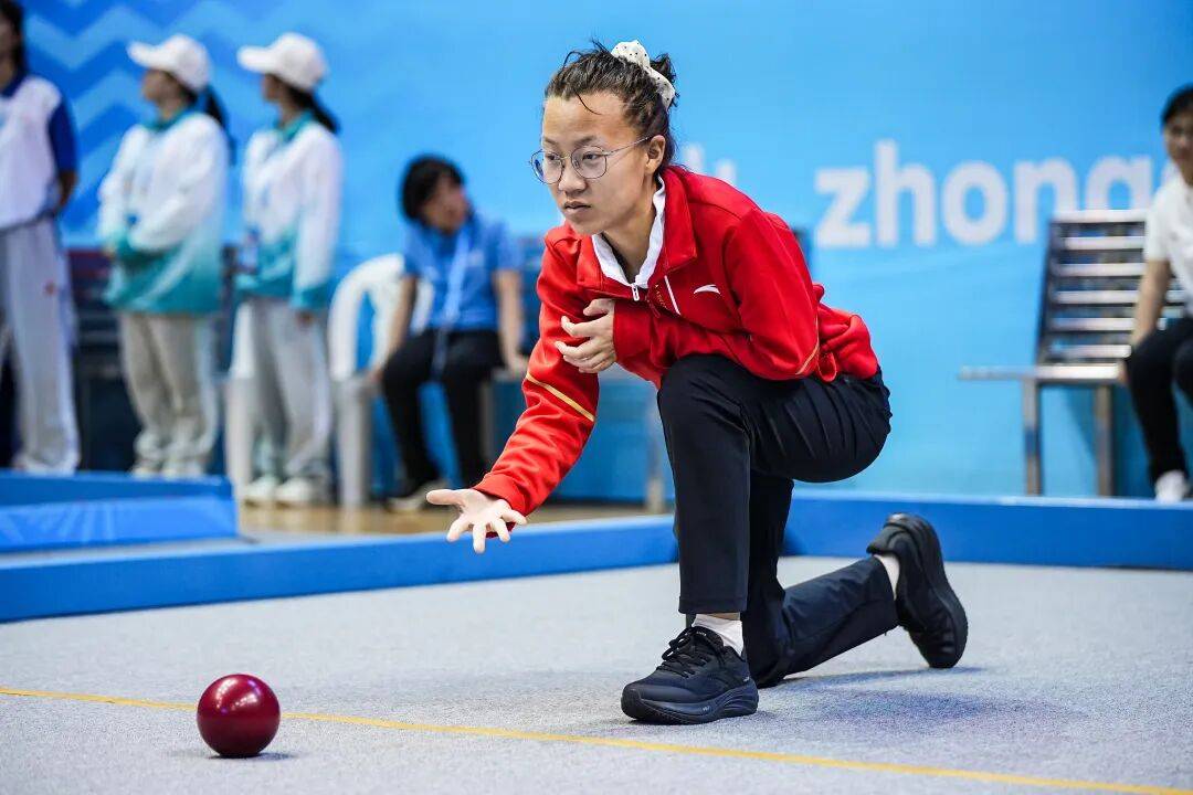 喜报：<strong></p>
<p>37币</strong>我市特奥滚球队在全国残运会上斩获1金1银5铜