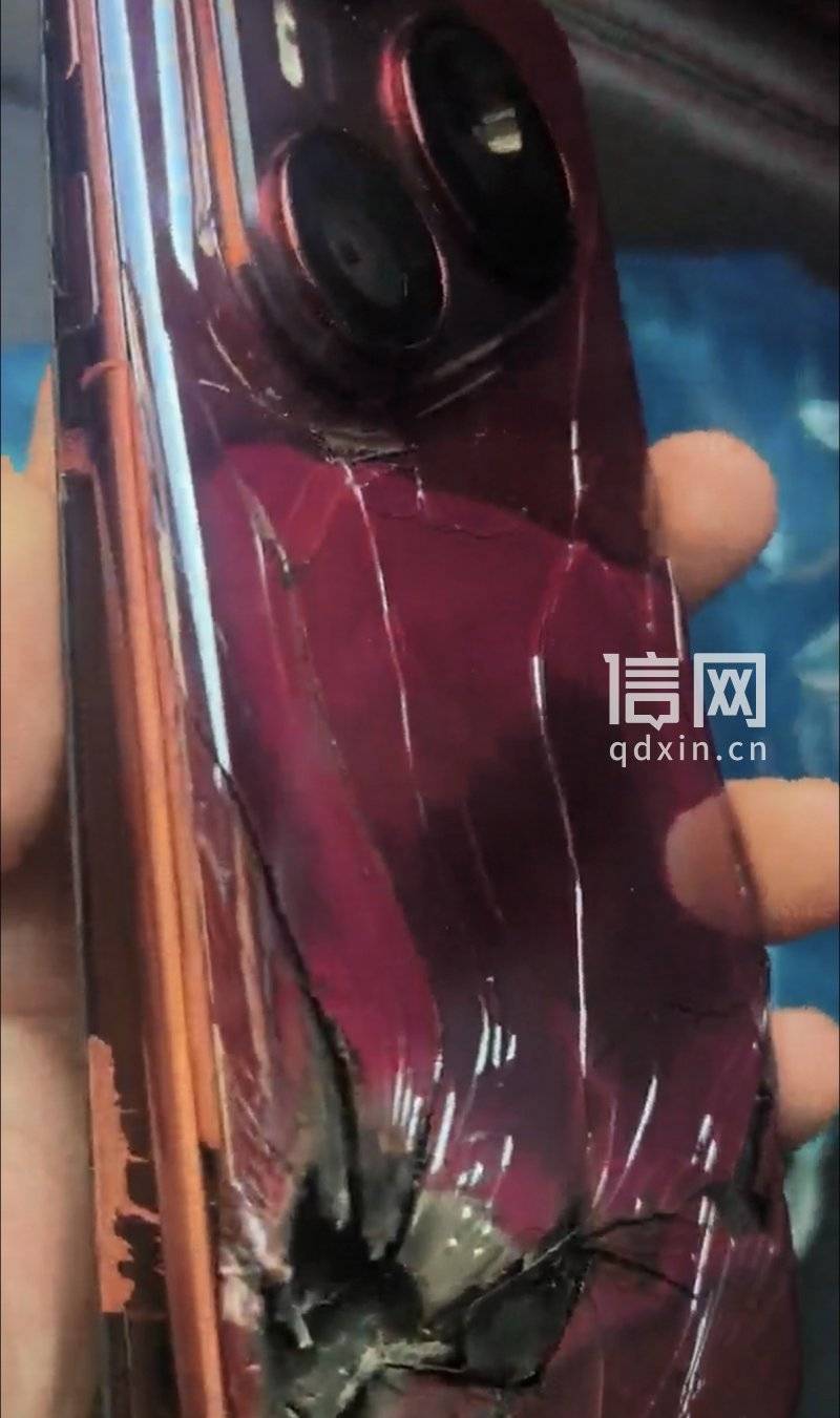 华为新手机充电时电池爆了 售后凭照片认定“外力所致”拒保 消费者：难道我买的是摔炮<strong></p>
<p>币神币价格</strong>？