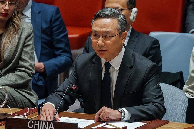中方原油被抢，中美代表安理会激烈交锋，美国这次玩砸了