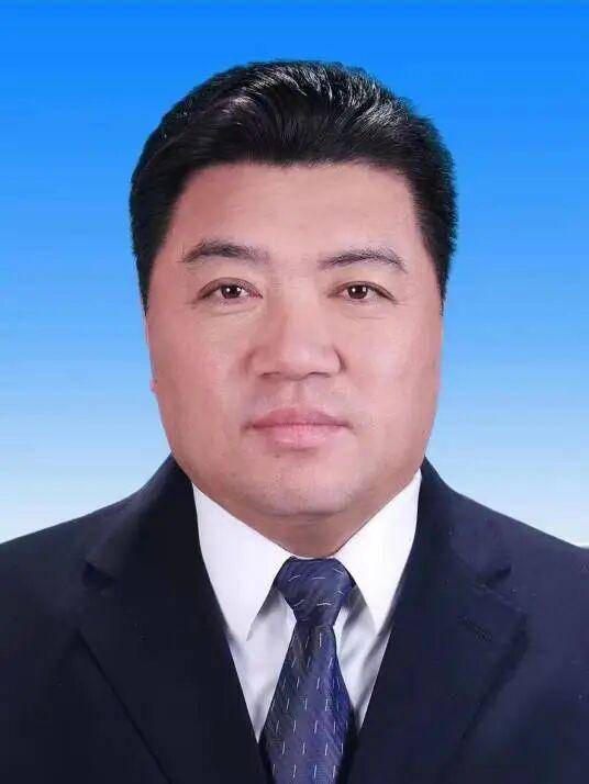 厅官王军<strong></p>
<p>南宁币圈</strong>，主动向组织交代问题